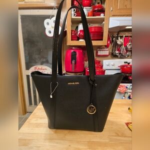 Michael Kors Classic Black Tote